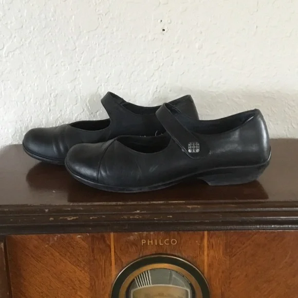 Dansko Black Mary Jane Flats - Picture 2 of 8